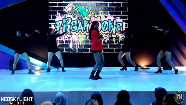 Chungha I Showcase @Freakzone Vol 5 K-Pop Dance Competition [@Neoskylight_Media]2019 смотреть онлайн