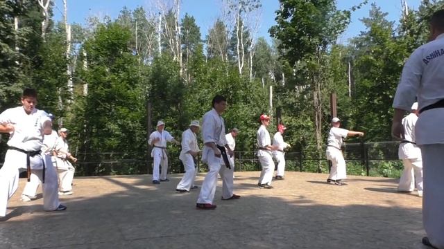 Ашихара-карате летние сборы 2017 . Экзамен на 1- 2 даны часть1 Кихон . смотреть онлайн