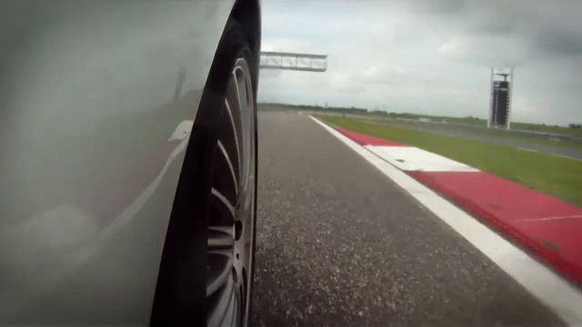 AMG Driving Academy 2013 in China (Promo video) смотреть онлайн