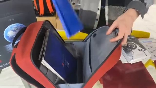 Рюкзак Pixel MAX вместимость смотреть онлайн