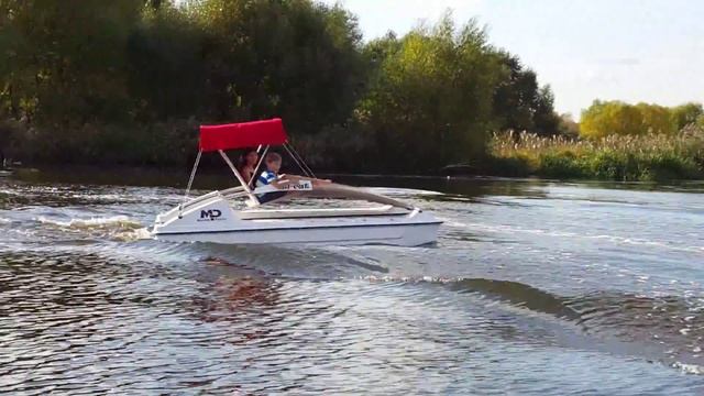 Катамаран EL-CAT 350 смотреть онлайн