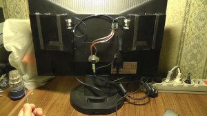 Установка колонок в монитор (экономия места на столе)