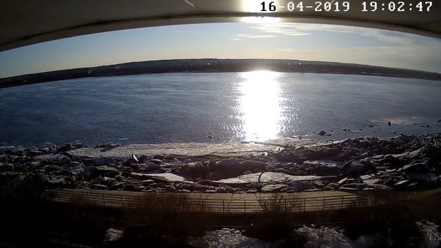 Трансляция реки Томь — Речной вокзал — веб камера в Томске Google Chrome 2019 04 16 19 02 01 смотреть онлайн