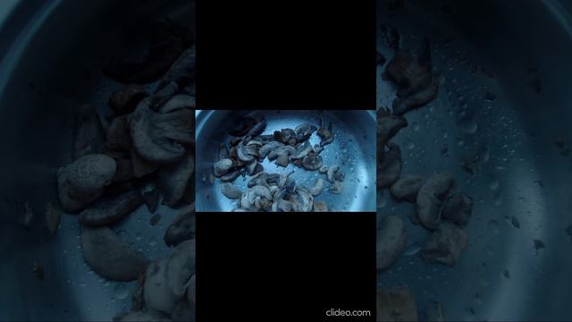 Пожарила грибов. Вкусные шампиньоны.