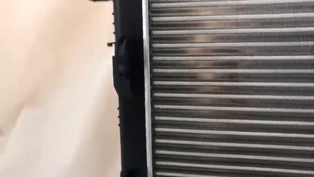 Radiador Renault Sandero Logan 1.0 1.6 2014 Em Diante смотреть онлайн