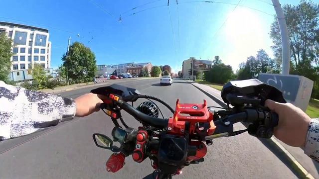 катаюсь на ектросамокате моноколесо electric scooter смотреть онлайн