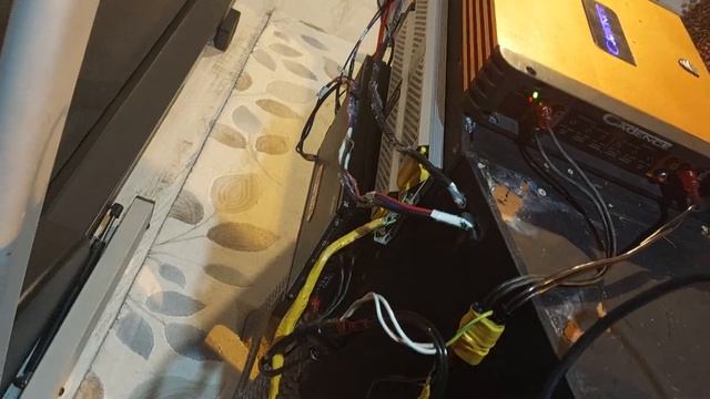 EVDE SES SİSTEMİ NASIL YAPILIR - OTO SES SİTEMİ EVDE - BENİ DEĞİL MAHALLEYİ TATMİN EDİYOR ;) смотреть онлайн