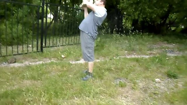 подъем камня одной рукой на ладошке смотреть онлайн