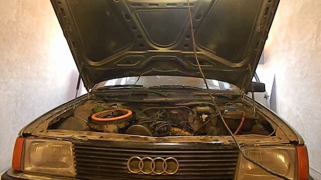 Audi-100 гоняем мотор смотреть онлайн