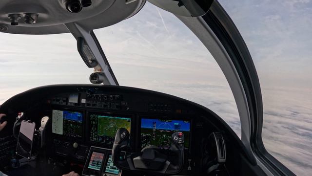 TEB RUUDY6 Departure | GSO ILS5R | Single Pilot | 5K смотреть онлайн