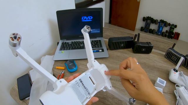 Unboxing Drone Fimi X8 SE смотреть онлайн