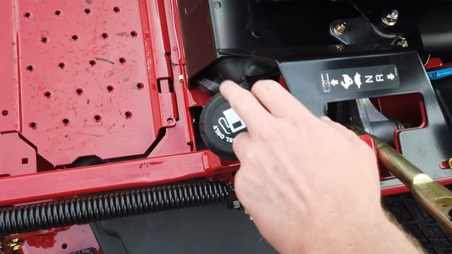 Model # 74915 Toro Z Master 5000 Series 60" Zero Turn Mower 25 HP Kohler смотреть онлайн