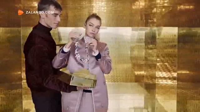 Mica Arganaraz, Karen Elson, Clement Chabernaud, Stella Maxwell, Adowa Aboah Zalando 2016 2017. смотреть онлайн