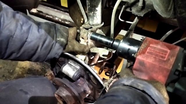 замена заднего ступичного подшипника Renault Duster #авто #автомобиль #ремонт #renault #duster