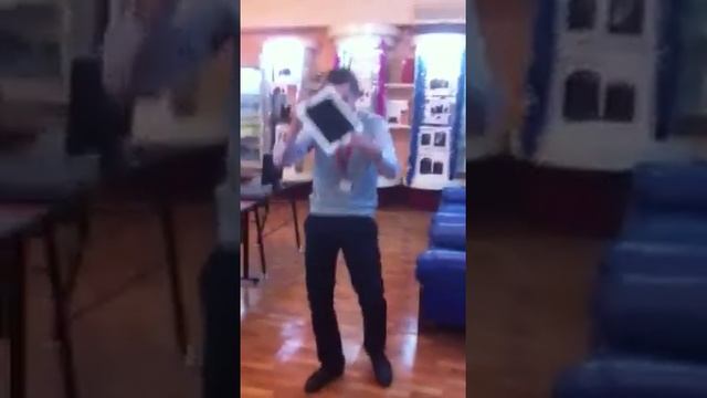 Краш тест iPad 4 смотреть онлайн