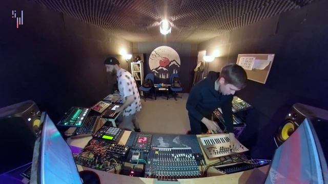 Swamp People LIVE Jams #22|Moog minitaur/MPCLive/RolandTR-8 TB-3/Korg Minilogue смотреть онлайн