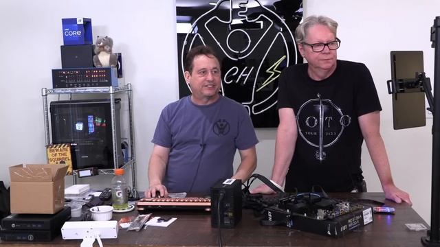 LIVE - The Lingyun RUBIKS CUBE PC Computer case RGB Gaming Build featuring lingyun M-ATX / Mini-ITX смотреть онлайн