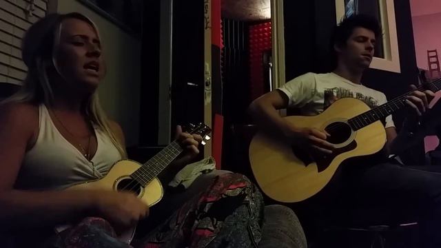 Danielle Stacy ft Matt Thomas - Freestyle Ukulele / Acoustic Session смотреть онлайн