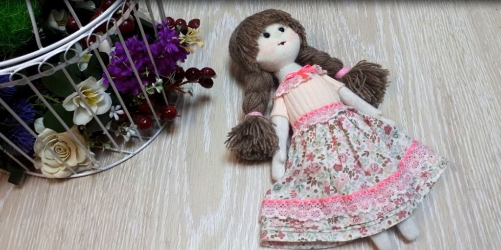 Как легко и просто сшить куколку. Мастер класс! смотреть онлайн