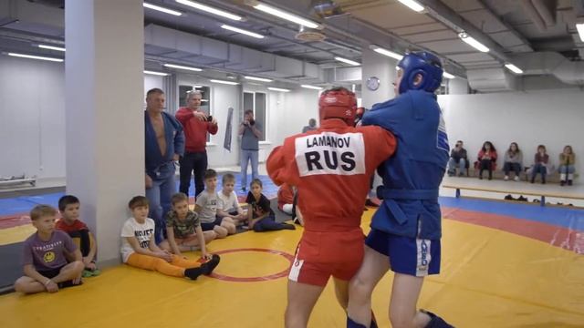 Мастер-класс с Чемпионом Мира, Чемпионом Европы по боевому самбо Владимиром Ламановым смотреть онлайн