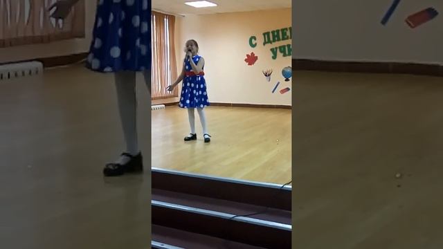 "Знания-это сила"—исп.Анечка Ракович❤ смотреть онлайн