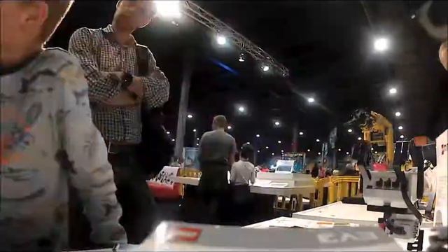 Two days @ LEGOWorld Utrecht 2017 as seen from my Mak3rBot LEGO MINDSTORMS robot. смотреть онлайн