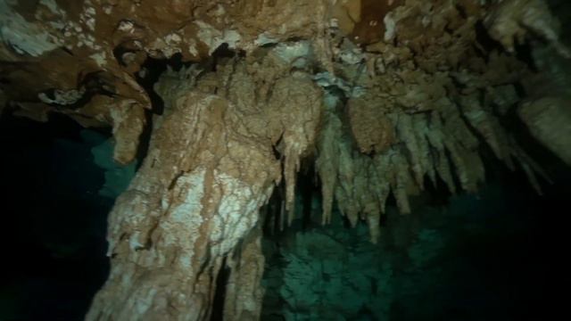 D2U club - Дайвинг в Мексике - сенот The Bat Cave смотреть онлайн