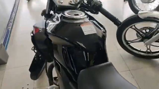 SUZUKI GSX 125R, una de las mejores 125 del mercado? смотреть онлайн