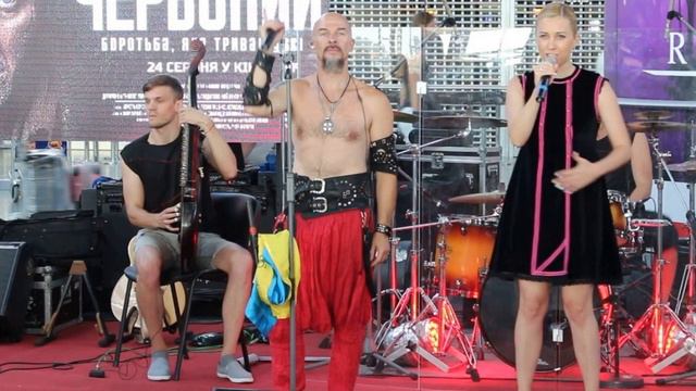 Гайдамаки & Тоня Матвієнко - Ой, у лузі червона калина... смотреть онлайн