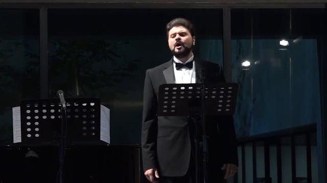 Komitas - "Tsirani tsar" ("Apricot tree"), an arrangement of an Armenian folk song смотреть онлайн