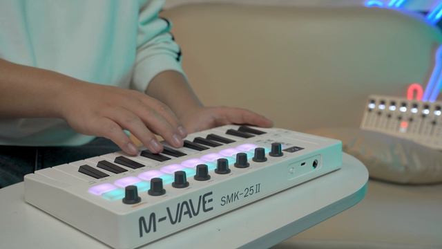 Chinese New Year's Gathering - 明明就 -SMK-25 II Midi Keyboard + SMC-PAD Play Sharing