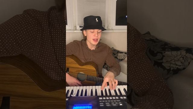 Неважно -Макс Корж #music #cover #singer #кавер #guitar #макскорж #неважно #piano смотреть онлайн