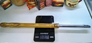 Завершение изготовления безопасного резца-крючка для токарных работ по дереву.