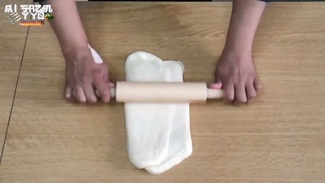 Cachitos de Jamón Venezolanos (Come fare Cachito di prosciutto). смотреть онлайн