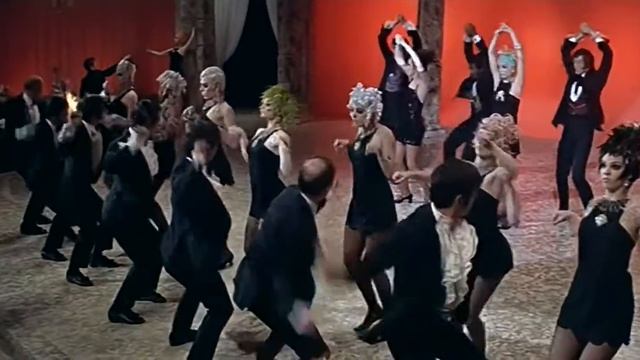 Это на столько круто, стильно и шикарно... Просто круть...  The Aloof