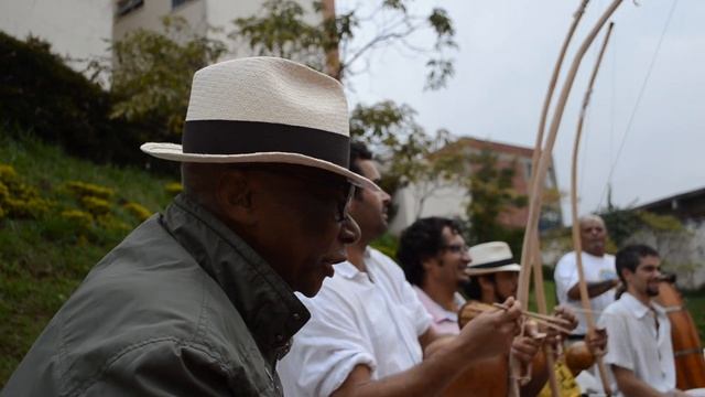 Capoeira Angola: Mestre Ananias смотреть онлайн