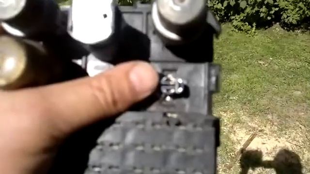 Как один мужик быстро нашел причину неработающих передних фар на Toyota Master ACE смотреть онлайн