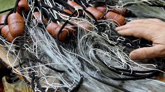 Как привязать оттяжку на рыболовных сетях, как связываются между собой рыболовные сети.