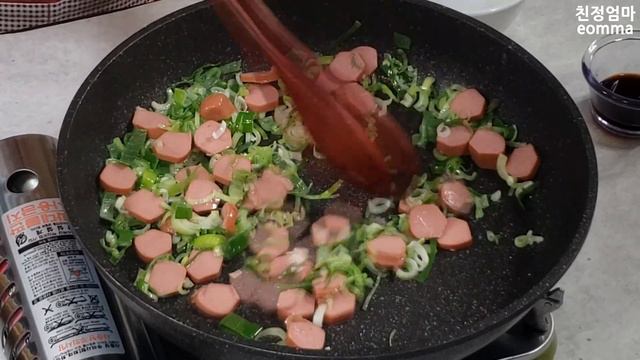 부드러운 소세지 계란밥/만들기 간단한 계란밥 смотреть онлайн