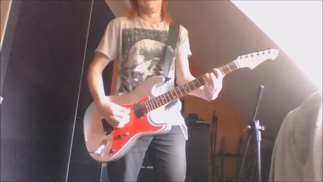 mercy - Muse guitar cover смотреть онлайн