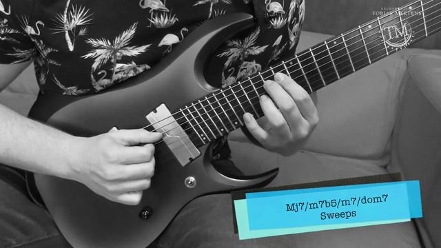 #GUITARLESSON 12 4 note arpeggios with 1 shape (maj7, m7b5, min7, dom7) with sweeping смотреть онлайн