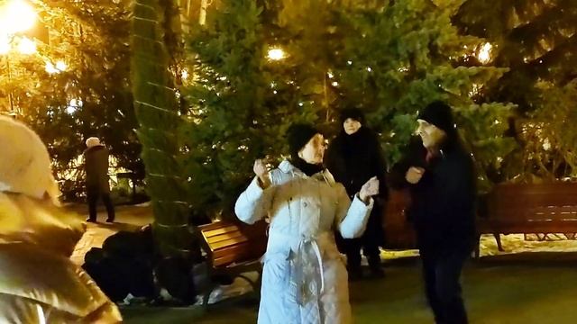 Тут мiй край Танцы в парке Горького Харьков Февраль 2022 смотреть онлайн