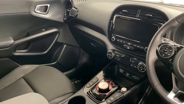 KIA SOUL PX20YBW смотреть онлайн
