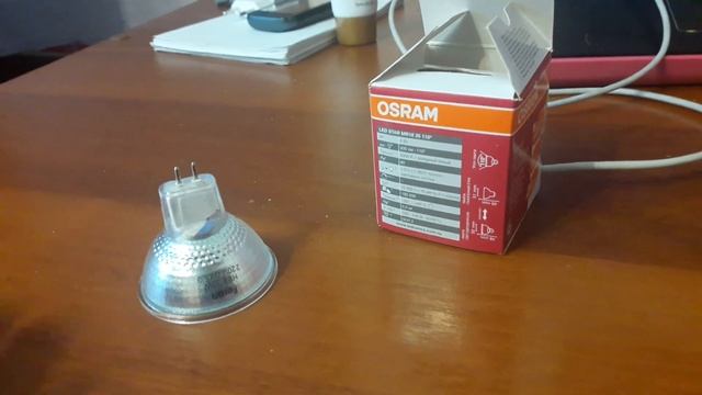 Почему не входит лампочка в точечный светильник смотреть онлайн