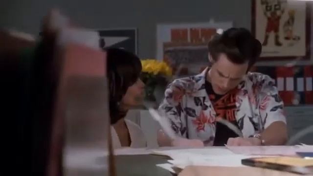 ace Ventura смотреть онлайн