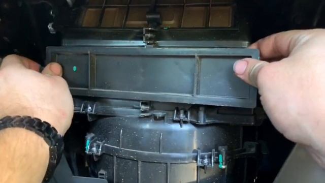 Cambio Filtro de a/c Chevy Colorado смотреть онлайн