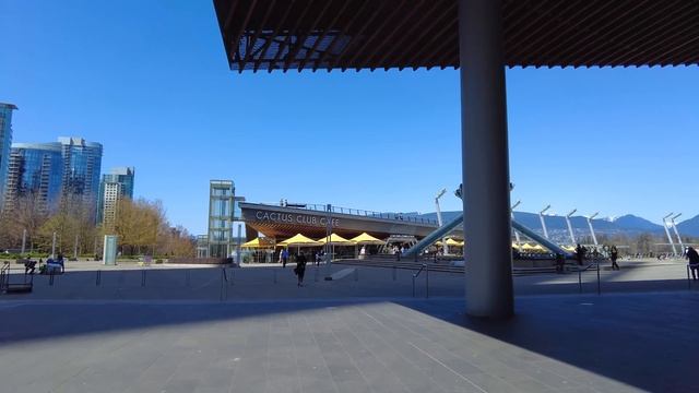【4K】Downtown Vancouver Walk in the Beautiful Sunny Spring | Travel Canada (Binaural City Sounds) смотреть онлайн