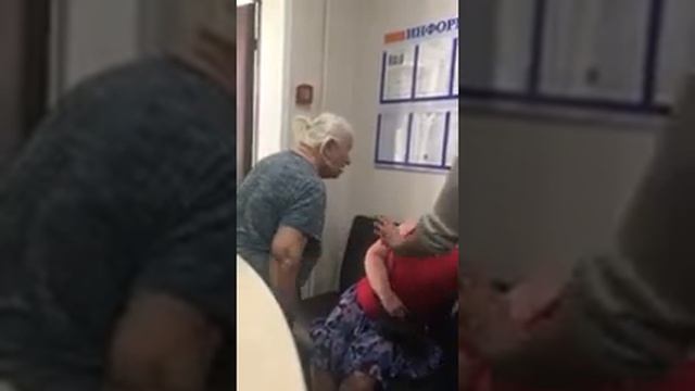 Прикол в салоне красоты! Сумасшедшая бабка жгёт! смотреть онлайн