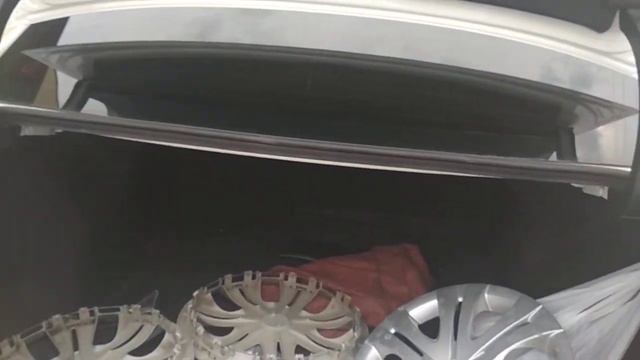 Тойота королла 2014 1.6 вариатор 122 л.с. , авто 700 - 750 тысяч на автомате,  Toyota Corolla