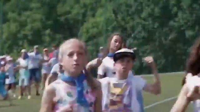 Танцевальный флешмоб Улетное лето 2 смена Спутник смотреть онлайн
